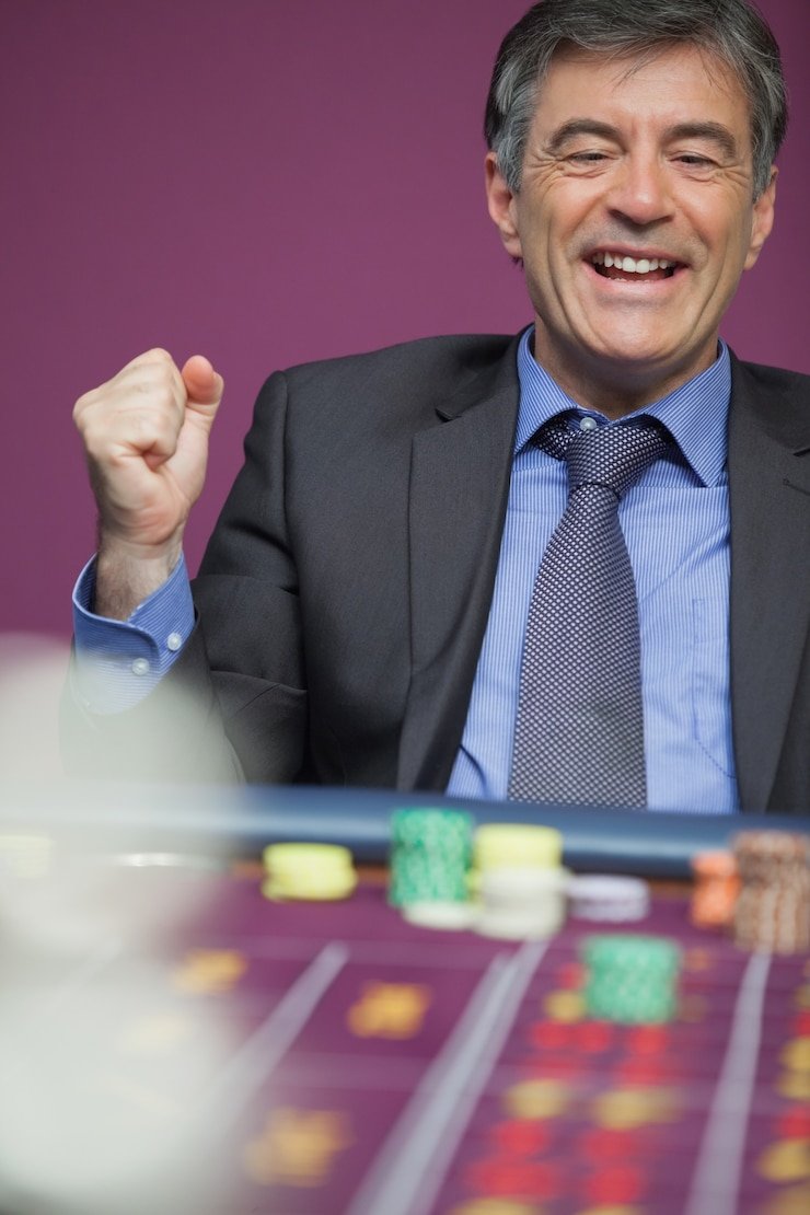 Tampilan aplikasi dewa389 yang menunjukkan menu sports dan casino dengan kemudahan akses di perangkat mobile